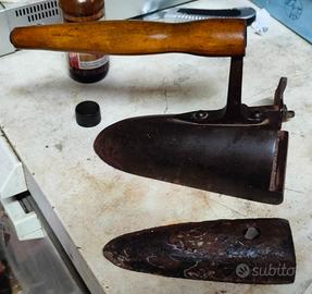 ANTICO FERRO DA STIRO CON LINGOTTO INTERNO  800