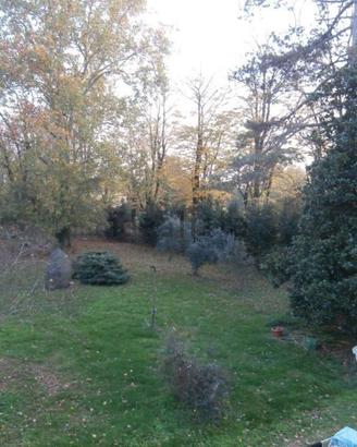 Villa plurifamiliare di tre unità. Zona ospedale
