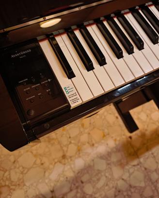 Yamaha Avant Grand NU1X
