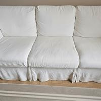 Divano shabby bianco