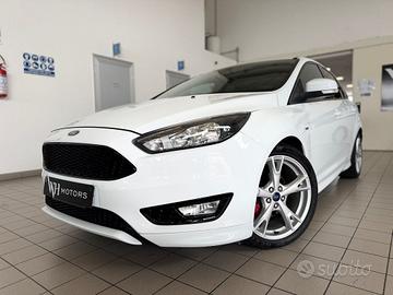 FORD Focus 1.0 EcoBoost 125 CV ST Line //BELL1S