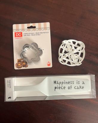 Set stampi biscotti e paletta in ceramica