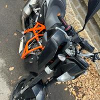 KTM Duke 690