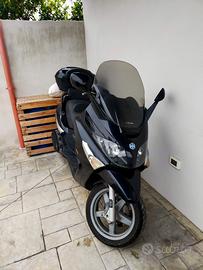 Piaggio Xevo 250 iniezione