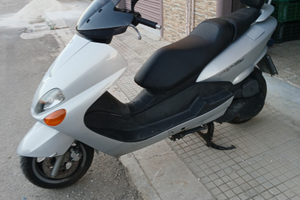 Yamaha majesti 150 4t