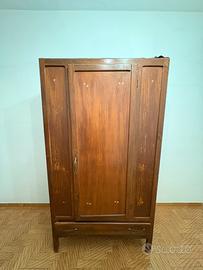 Armadio in legno vintage