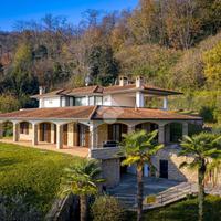 VILLA SINGOLA A CASTELLI CALEPIO