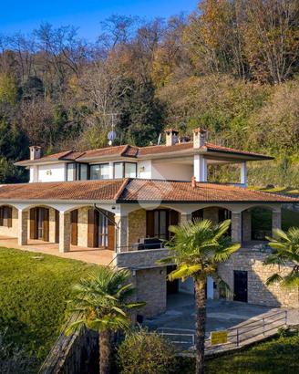 VILLA SINGOLA A CASTELLI CALEPIO