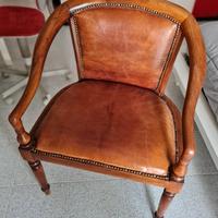 Poltroncina a pozzetto vintage