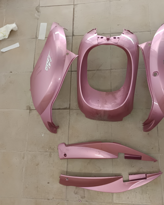 CARENE SCOOTER SYM MIO 50 o 100cc