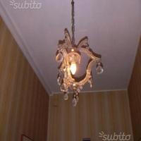 Lampadario in vetro lavorato