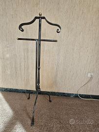 porta abiti in ferro battuto