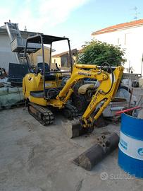 Miniescavatore komatsu PC 12 r 8  CELL 3291619617