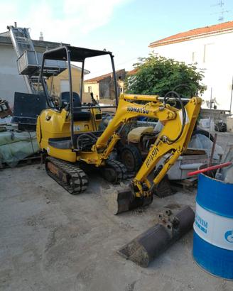 Miniescavatore komatsu PC 12 r 8  CELL 3291619617
