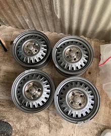 Cerchi per alfetta/giulietta/giulia