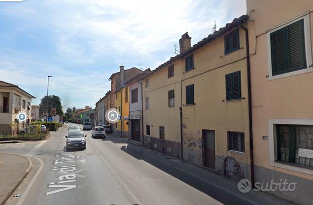 Trilocale in zona centrale con balcone