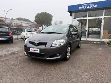 Toyota Auris 1.4 solo 85000 km