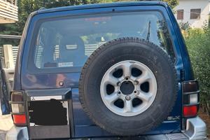 Mitsubishi V20 Pajero