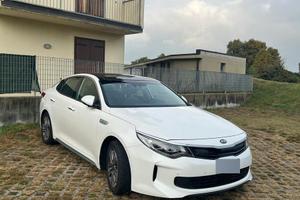 KIA OPTIMA HYBRID 210 CV