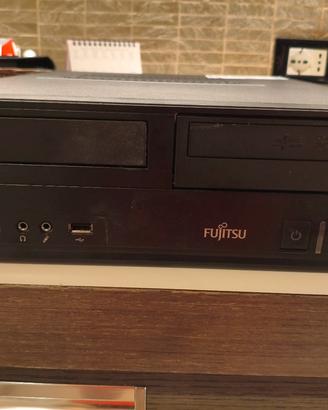 PC Fujitsu E420 - W11 + Office Pro Plus Attiv
PC 
