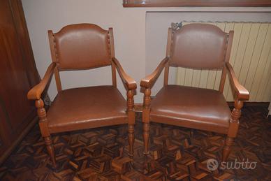 Coppia poltroncine schienale e seduta pelle