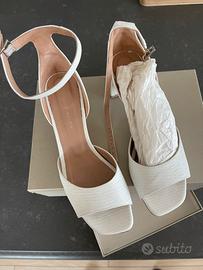 Sandalo bianco in pelle decolte’