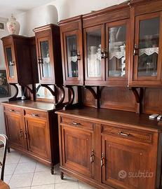 Due mobili da sala /sala da pranzo in legno