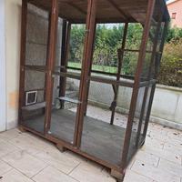 Voliera in legno e rete zincata robusta e spaziosa