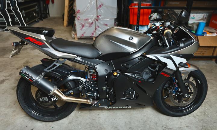 Yamaha YZF R6 - 2003