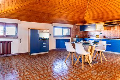 Attico con vista panoramica