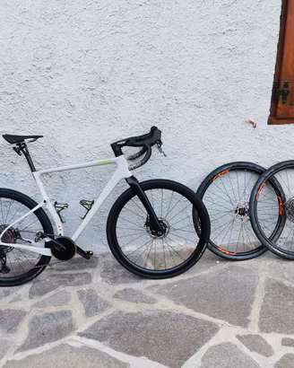 bici gravel berria