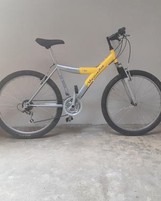 Mbk Nevada gialla ruota 26"