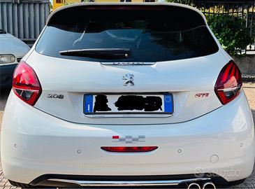 Peugeot 208 GTI