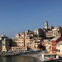 Bilocale con giardino vista mare