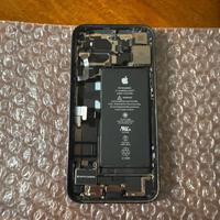 Scocca iPhone 12 mini con fotocamere