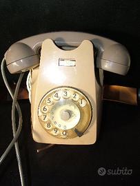 Vecchio telefono della SIP