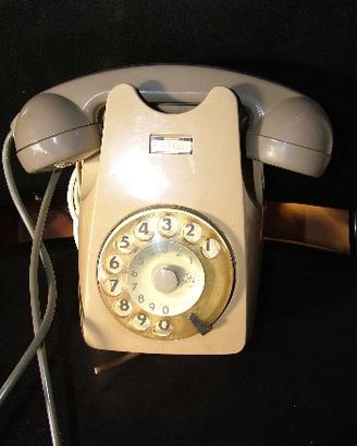 Vecchio telefono della SIP