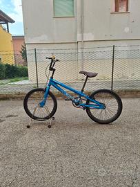 Bicicletta Bmx Mongoose