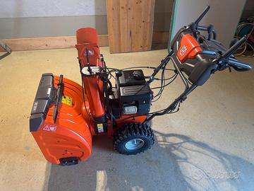 Spazzaneve Husqvarna ST 324 giardino nuovo