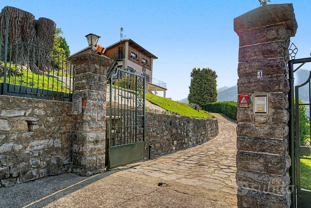 Casa – Pellio Inferiore, Como - Vista 2