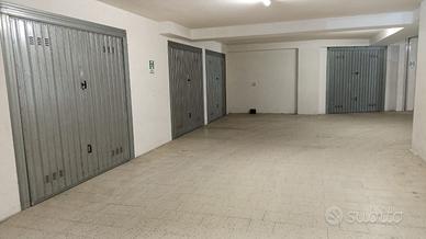 Acireale Garage per macchina e moto