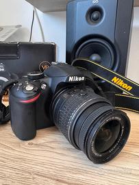 Nikon D3200 + obiettivo Nikkor 18-55mm VR