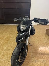 Ducati hypermotard 796