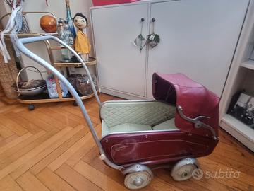 carrozzina vintage per bambole