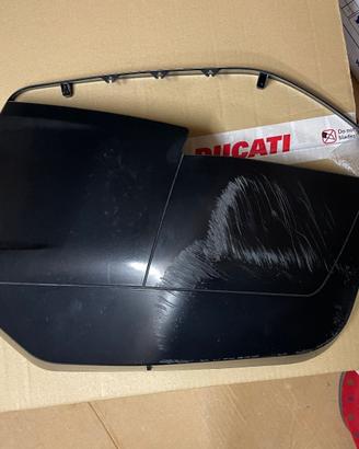 Coperchio Esterno valigia DX  Ducati Multistrada