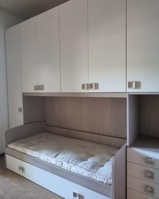 Camaretta a ponte completa con letto