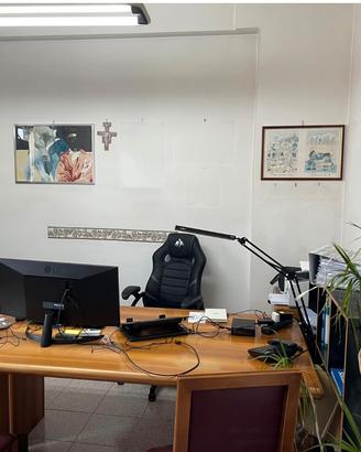 Stanza uso studio per professionisti