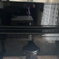 Pianoforte vecchio marca Hanil