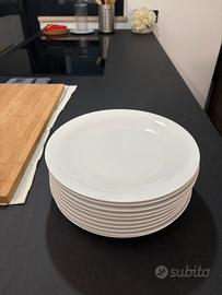 Servizio piatti piani e fondi (10 piani e 6 fondi)