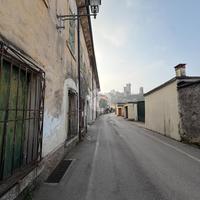 CASA SEMINDIPENDENTE A VALEGGIO SUL MINCIO